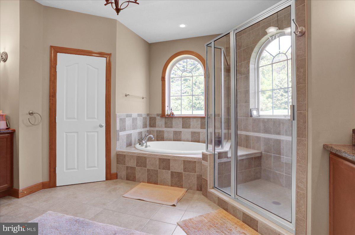 32 Glen Oley Drive Reading, PA 19606 - Photo 38 of 73