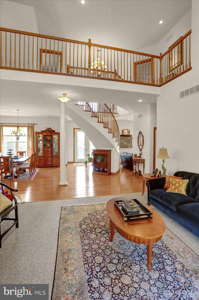 32 Glen Oley Drive Reading, PA 19606 - Photo 10 of 73