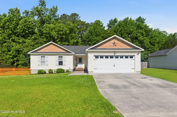 $2,000 | 211 North Windy Ridge Road, Hubert, NC 28539