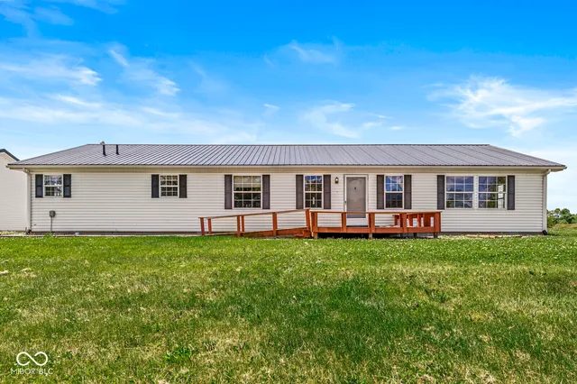 $339,000 | 5428 South 525 West, Williamsport, IN 47993
