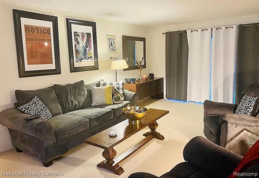 29628 Middlebelt Road, Unit 2702 Farmington Hills, MI 48334 - Photo 13 of 27