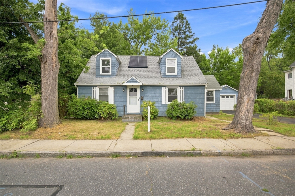 132 Miller Street Springfield, MA 01104 - Photo 2 of 30 Gallery Image 2