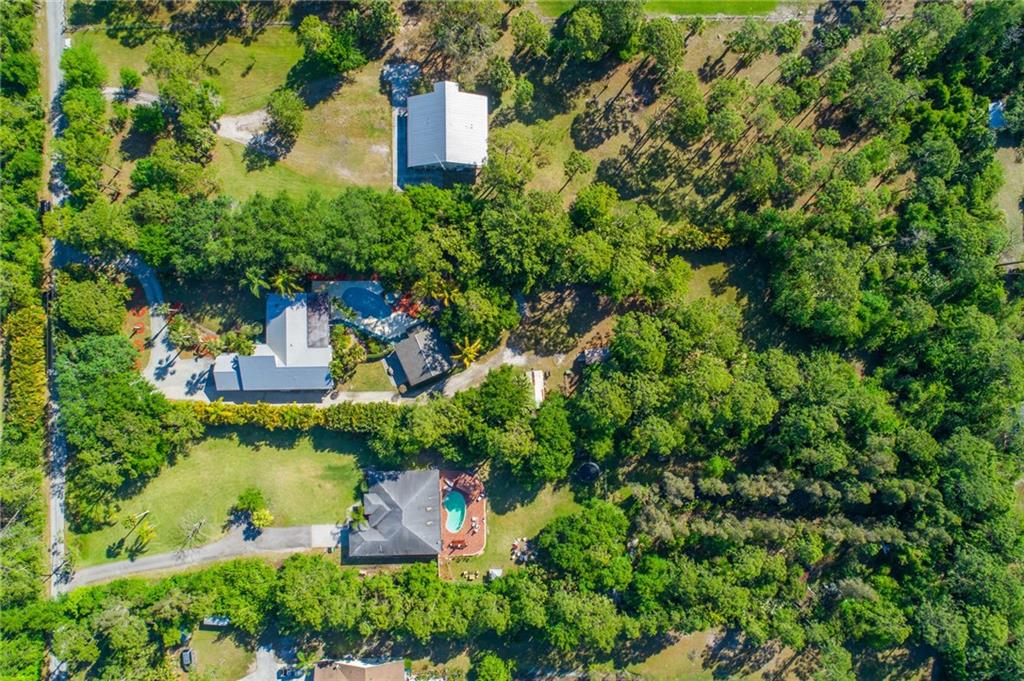 1670 Southwest Hackman Terrace Stuart, FL 34997 - Photo 19 of 45 Gallery Image 19