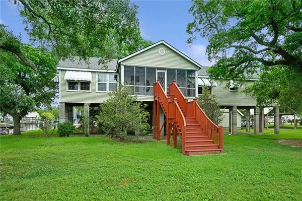 $2,900 | 212 Atalin Street, Mandeville, LA 70448