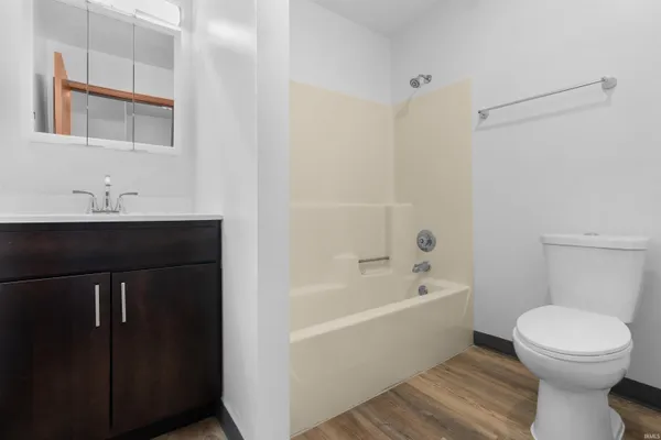 $5,395,000 | 652 Northgate Circle, Rochester, IN 46975