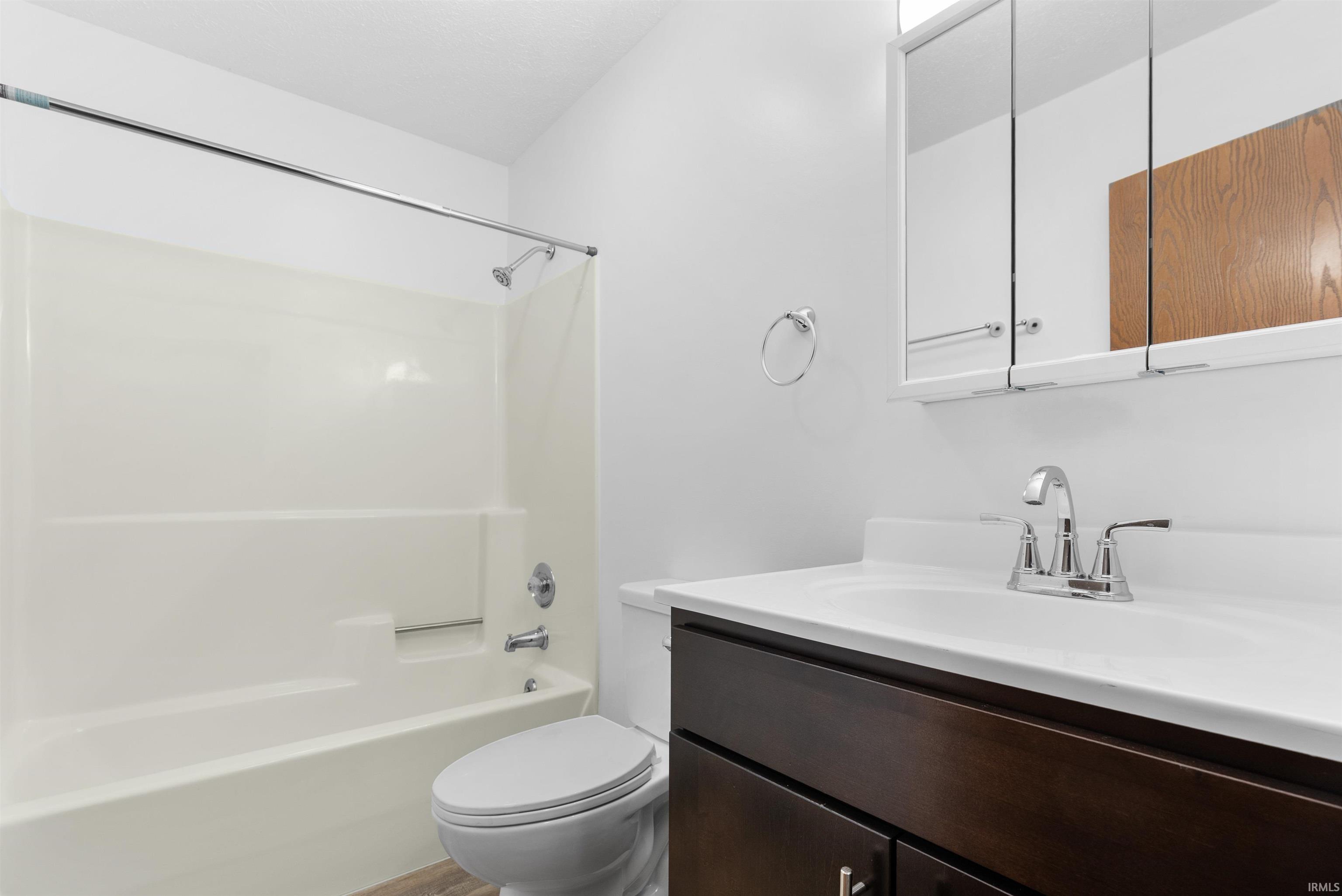 652 Northgate Circle Rochester, IN 46975 - Photo 23 of 35