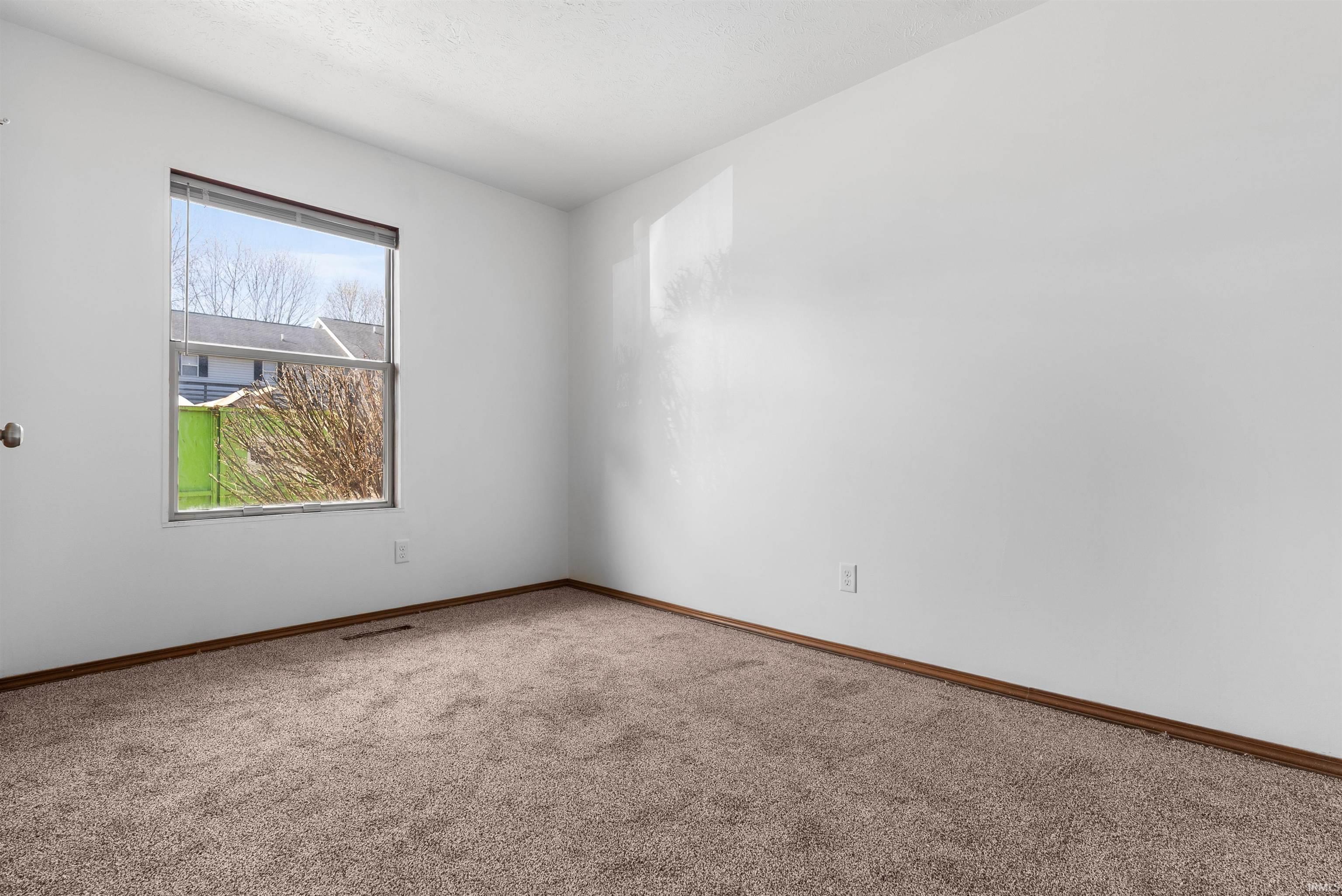 652 Northgate Circle Rochester, IN 46975 - Photo 24 of 35