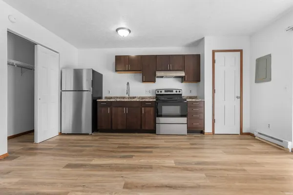 $5,395,000 | 652 Northgate Circle, Rochester, IN 46975