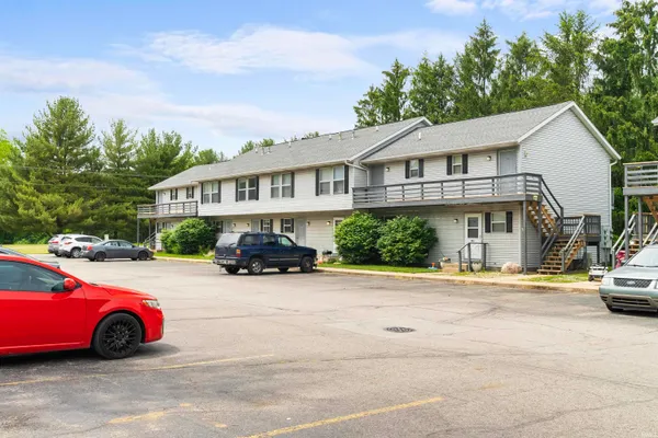 $5,395,000 | 652 Northgate Circle, Rochester, IN 46975