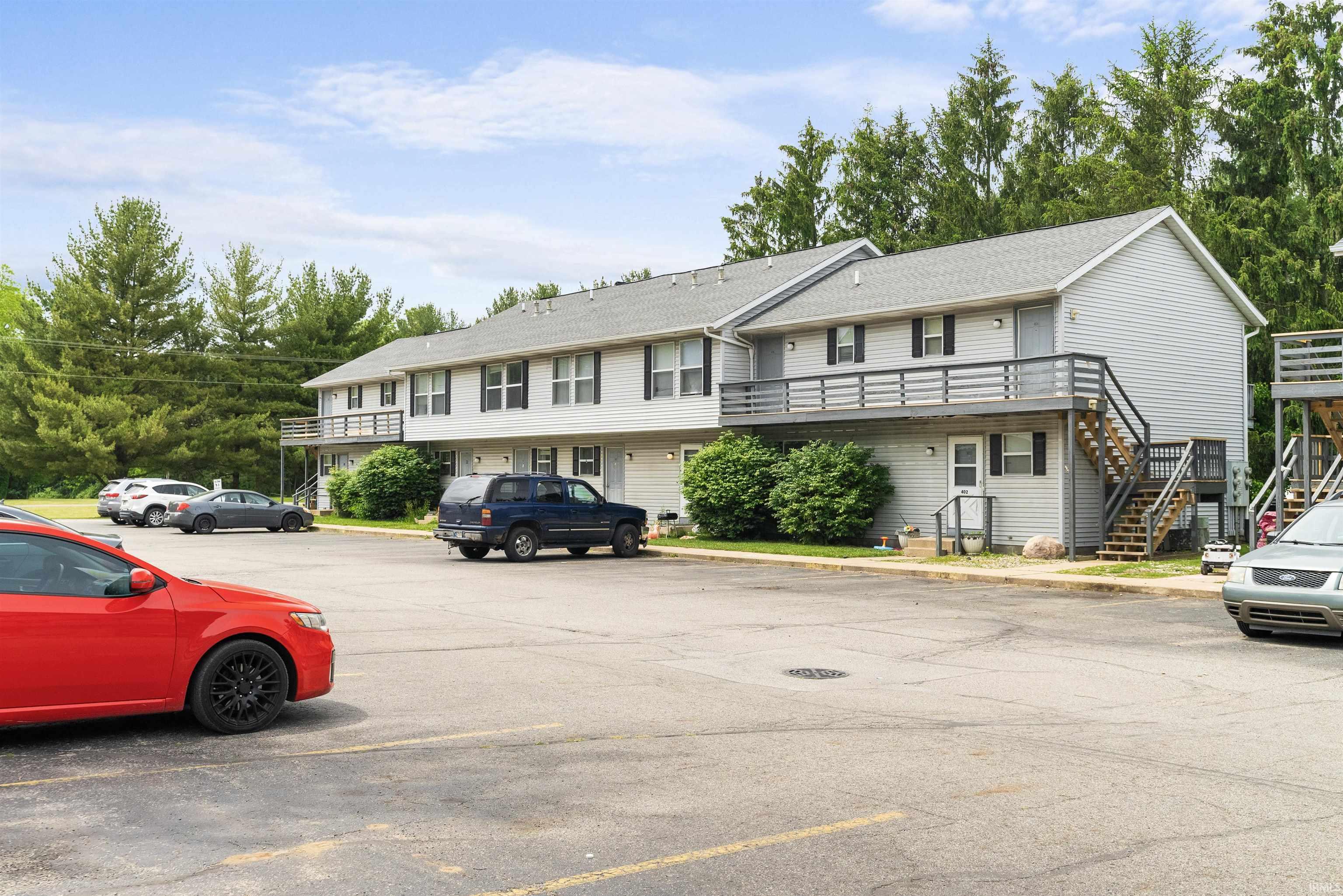 652 Northgate Circle Rochester, IN 46975 - Photo 6 of 35