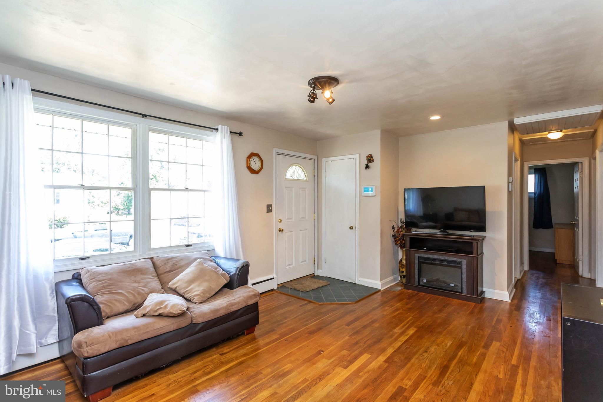 3829 Brownhill Road Randallstown, MD 21133 - Photo 3 of 30 Gallery Image 3