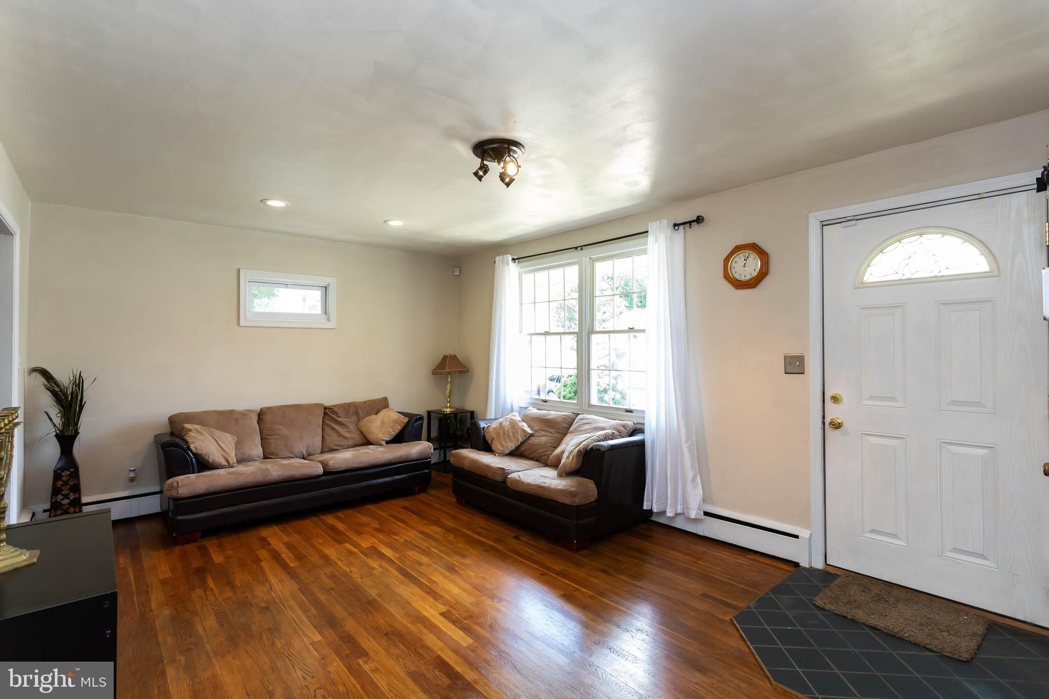 3829 Brownhill Road Randallstown, MD 21133 - Photo 4 of 30 Gallery Image 4