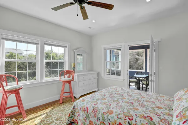 $1,225,000 | 106 North Oak Drive, Surf City, NC 28445