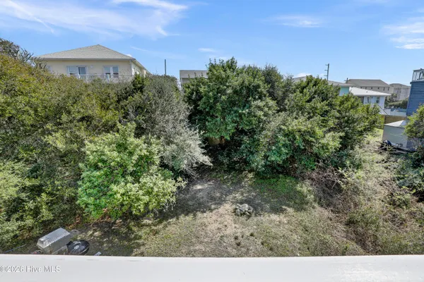 $1,225,000 | 106 North Oak Drive, Surf City, NC 28445