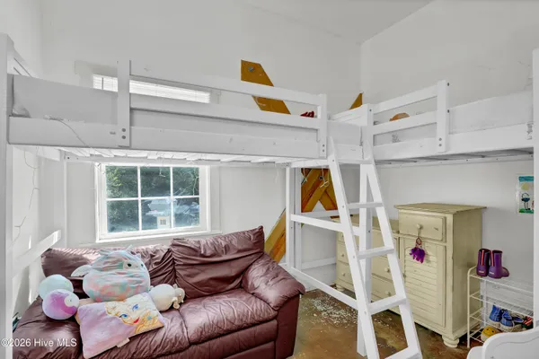 $1,225,000 | 106 North Oak Drive, Surf City, NC 28445