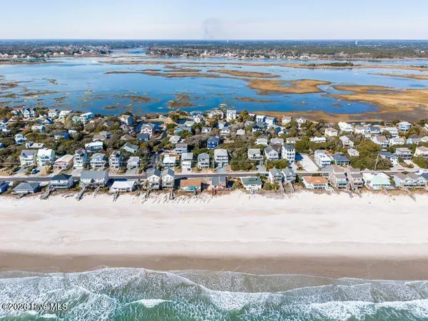 $1,225,000 | 106 North Oak Drive, Surf City, NC 28445