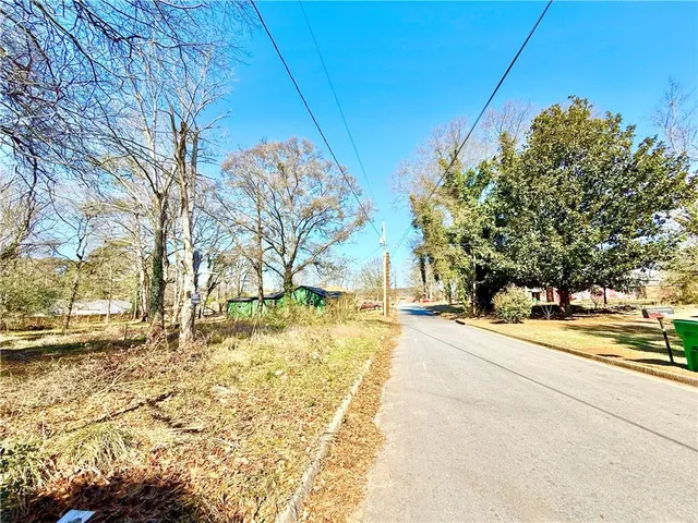 $100,000 | 1930 Peters Road, Tucker, GA 30084