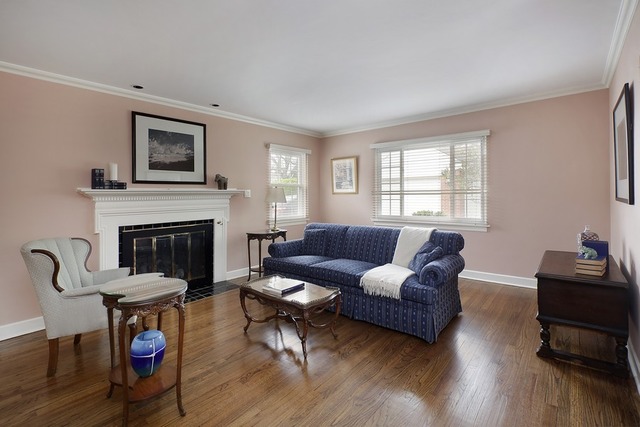 1022 Raleigh Road Glenview, IL 60025 - Photo 4 of 16