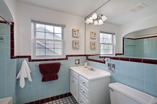 1022 Raleigh Road Glenview, IL 60025 - Photo 8 of 16