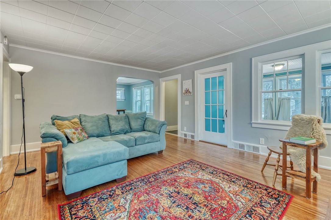 49 Garford Road Irondequoit, NY 14622 - Photo 22 of 48