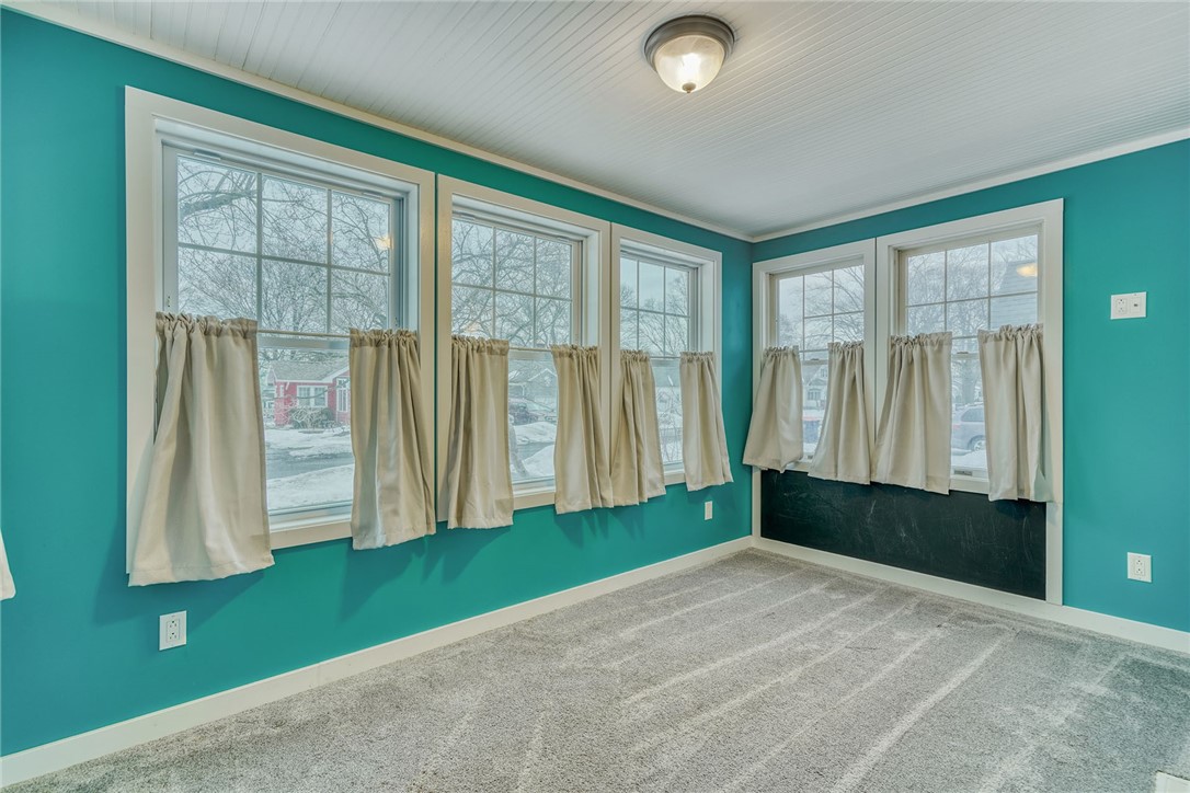 49 Garford Road Irondequoit, NY 14622 - Photo 25 of 48