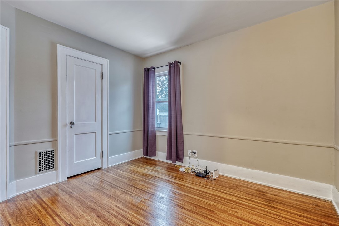 49 Garford Road Irondequoit, NY 14622 - Photo 35 of 48