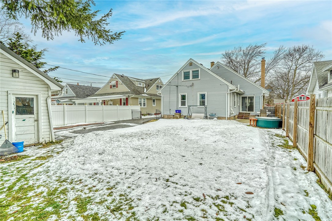 49 Garford Road Irondequoit, NY 14622 - Photo 6 of 48