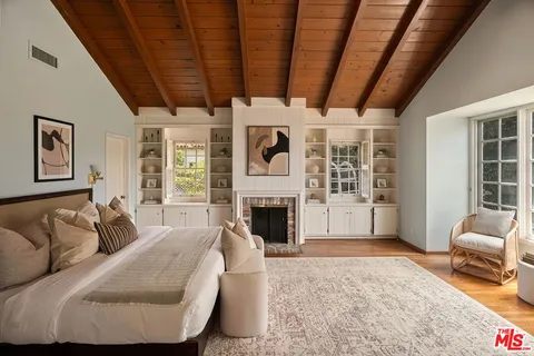 $4,799,000 | 432 Ocampo Drive, Pacific Palisades, CA 90272