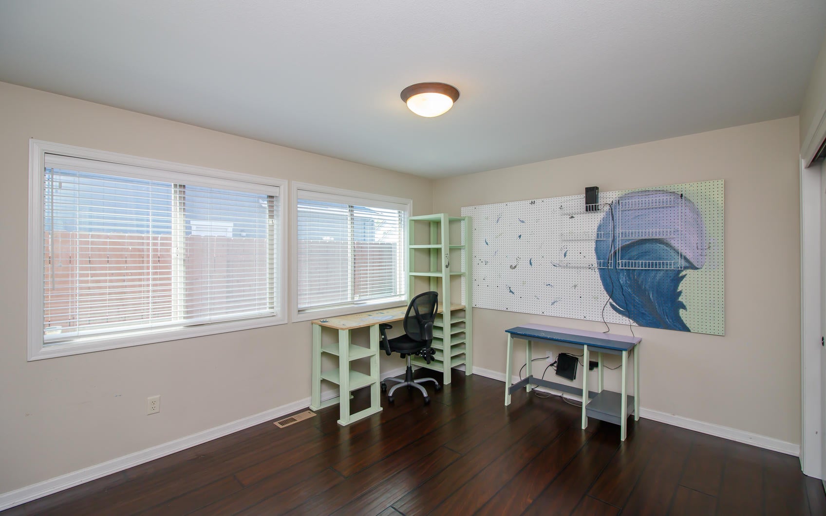 618 Spring Valley Drive Medford, OR 97501 - Photo 13 of 29 Bedroom