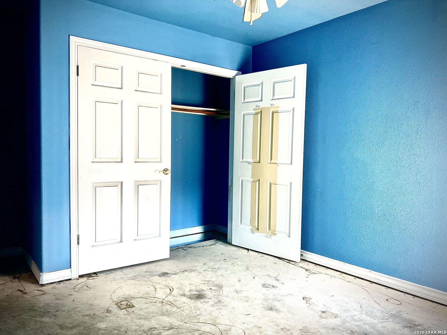 1816 Shepherds Bulverde, TX 78163 - Photo 7 of 32 an empty room with windows