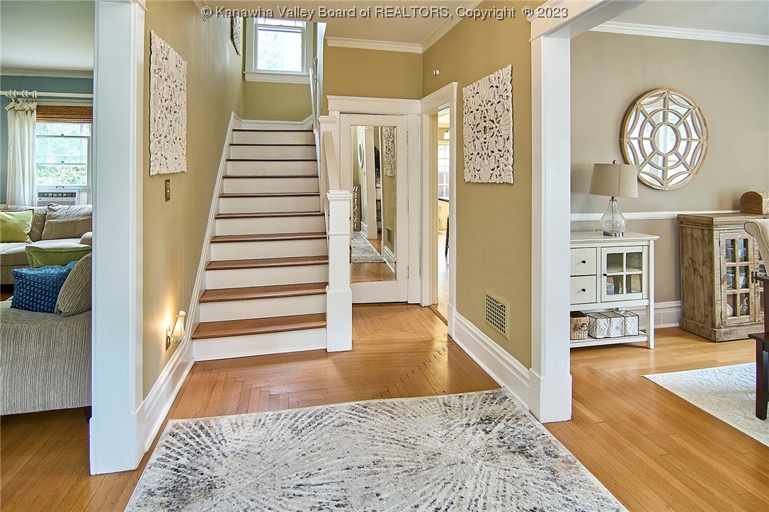 1008 Valley Road Charleston, WV 25302 - Photo 7 of 49 Gallery Image 7