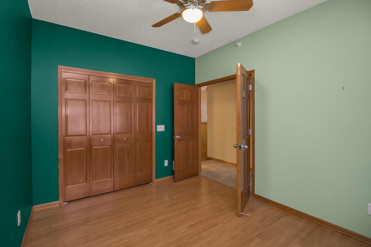 4614 Bloomberg Lane Inver Grove Heights, MN 55076 - Photo 12 of 45