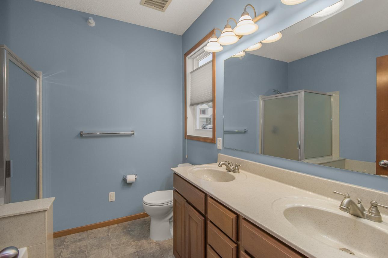 4614 Bloomberg Lane Inver Grove Heights, MN 55076 - Photo 27 of 45