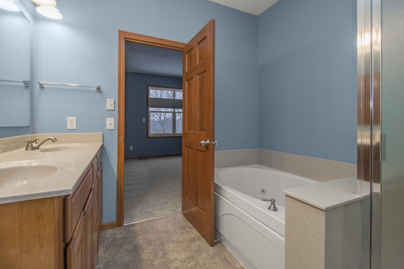 4614 Bloomberg Lane Inver Grove Heights, MN 55076 - Photo 28 of 45