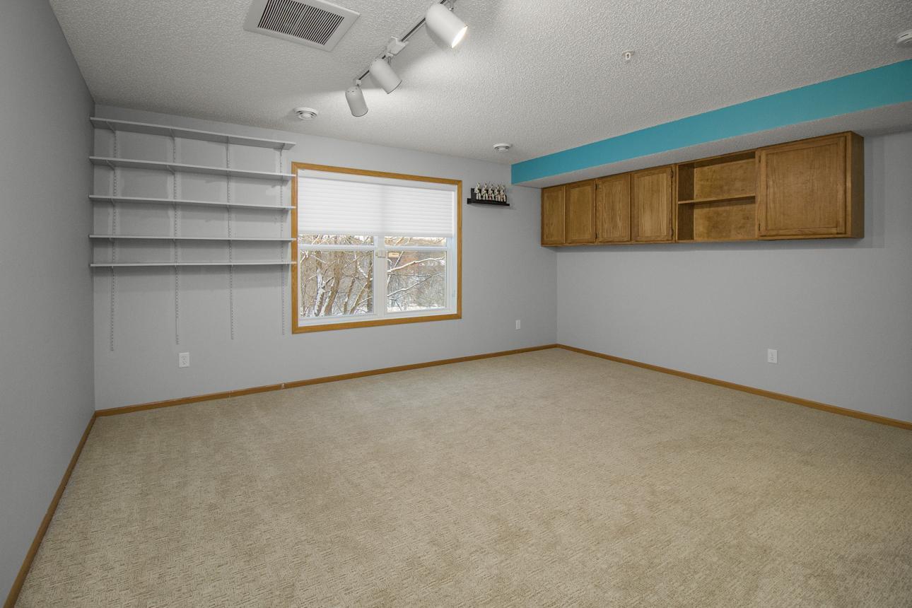 4614 Bloomberg Lane Inver Grove Heights, MN 55076 - Photo 33 of 45