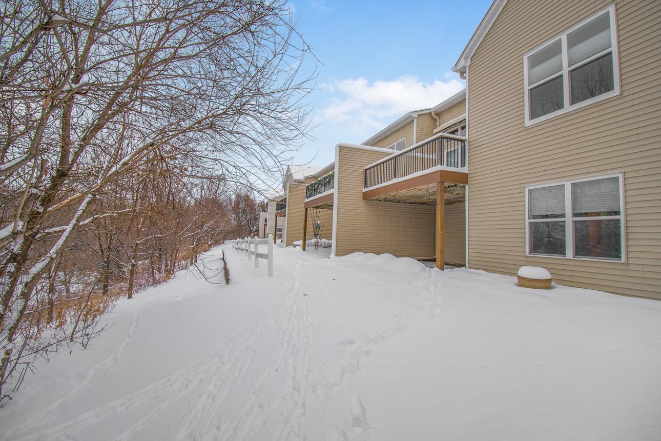 4614 Bloomberg Lane Inver Grove Heights, MN 55076 - Photo 4 of 45