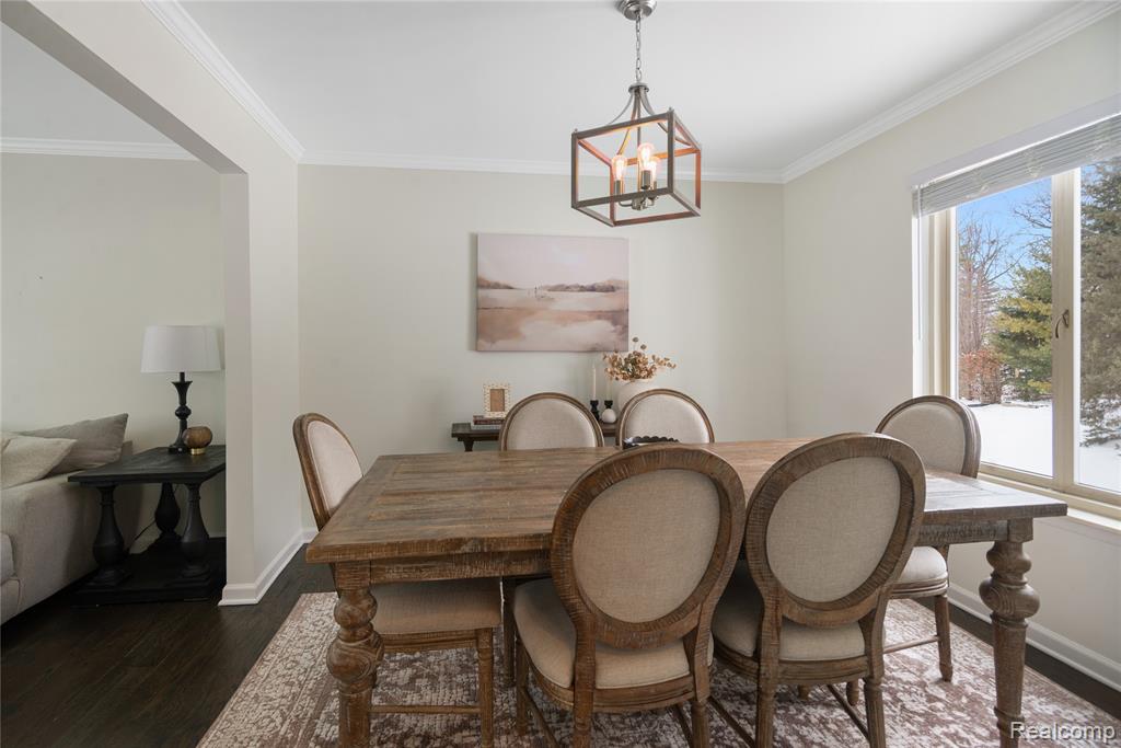 1659 Dennett Lane Rochester Hills, MI 48307 - Photo 8 of 49