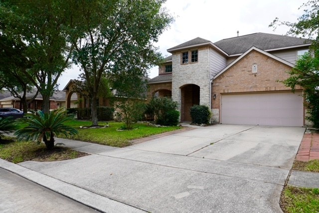20319 Little Wing Drive Spring, TX 77388 - Photo 2 of 32