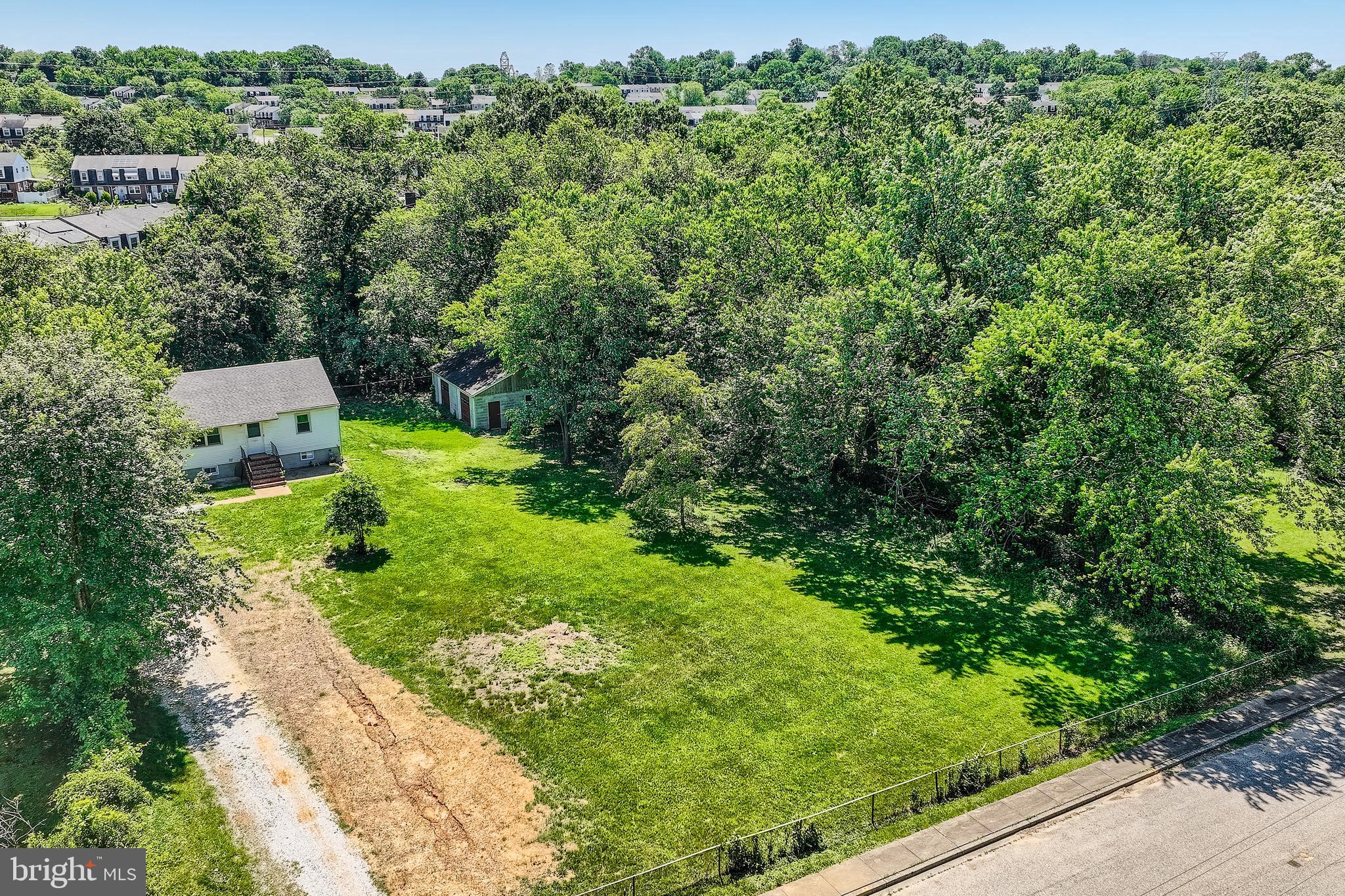 5527 Ritter Avenue Baltimore, MD 21206 - Photo 2 of 11 Surrounded by Greenery