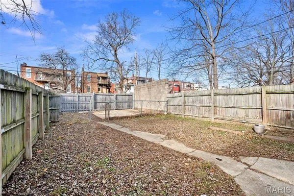$1,250 | 3459 Louisiana Avenue, St. Louis, MO 63118