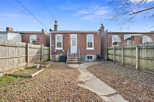 $1,250 | 3459 Louisiana Avenue, St. Louis, MO 63118