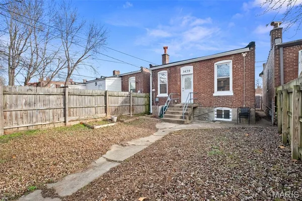 $1,250 | 3459 Louisiana Avenue, St. Louis, MO 63118