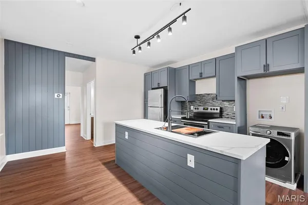 $1,250 | 3459 Louisiana Avenue, St. Louis, MO 63118