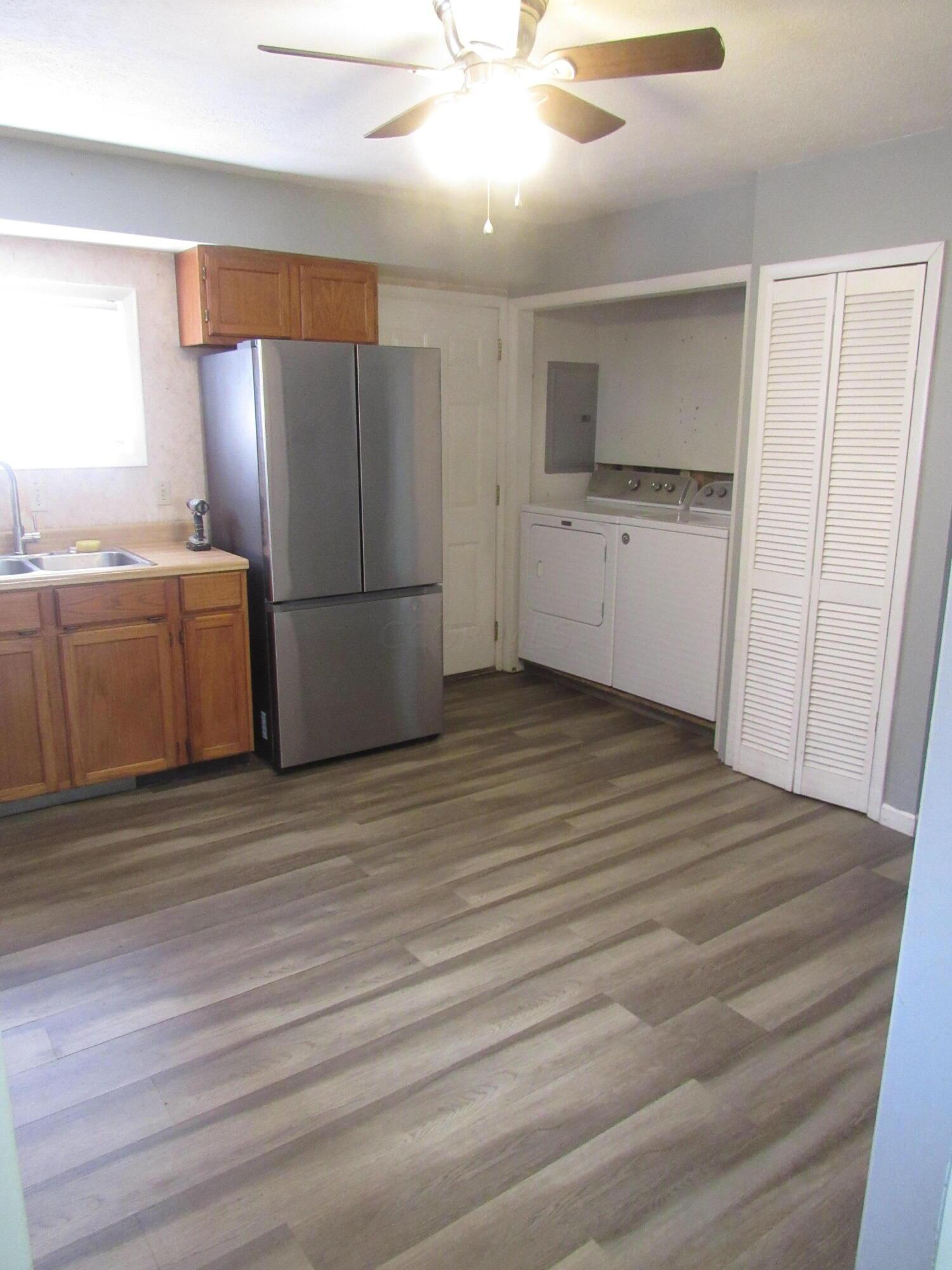 4091 Rickenbacker Avenue Columbus, OH 43213 - Photo 5 of 13 IMG_1064