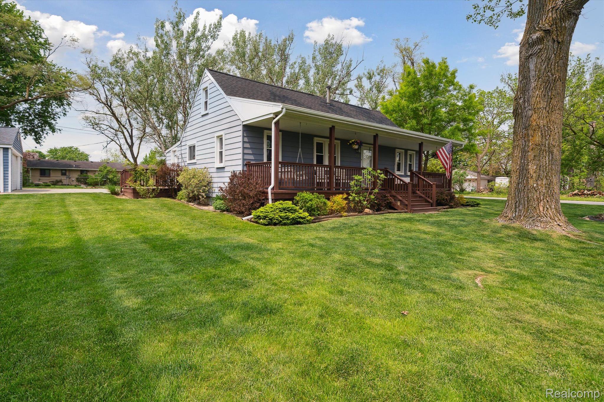 3816 Mildred Avenue Rochester, MI 48309 - Photo 3 of 37 Gallery Image 3