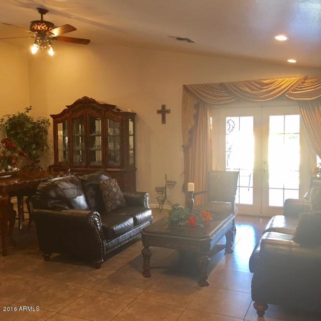 7328 West Ocotillo Road Glendale, AZ 85303 - Photo 9 of 19 maria 10