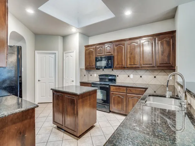 $2,100 | 3220 Hornbeam Street, Denton, TX 76226