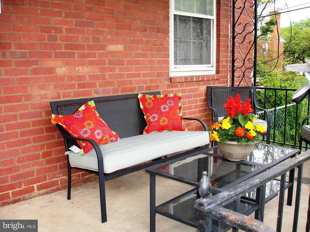 1438 Stonewood Road Baltimore, MD 21239 - Photo 3 of 26 Exterior (Front)