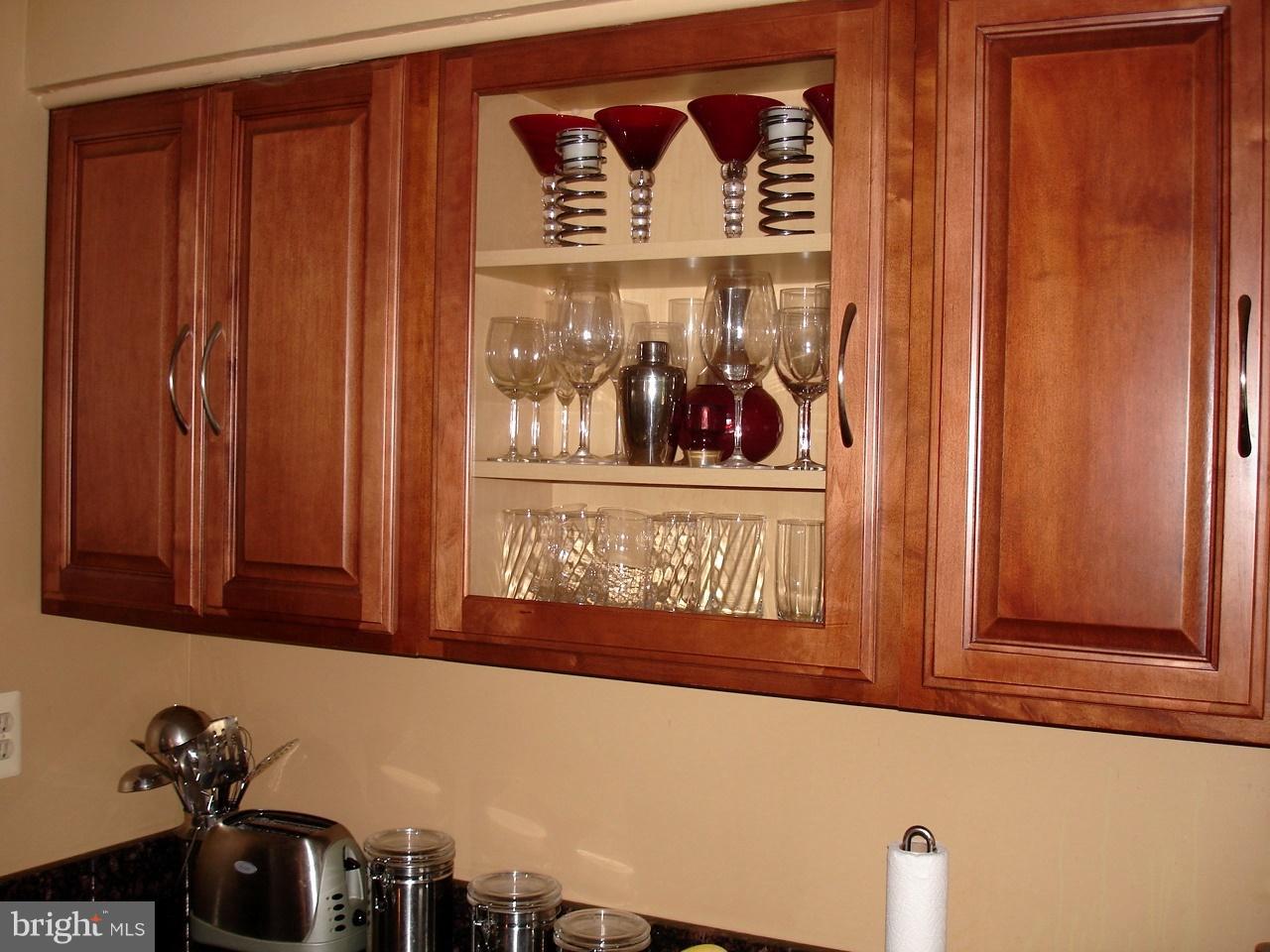 1438 Stonewood Road Baltimore, MD 21239 - Photo 8 of 26 Kitchen