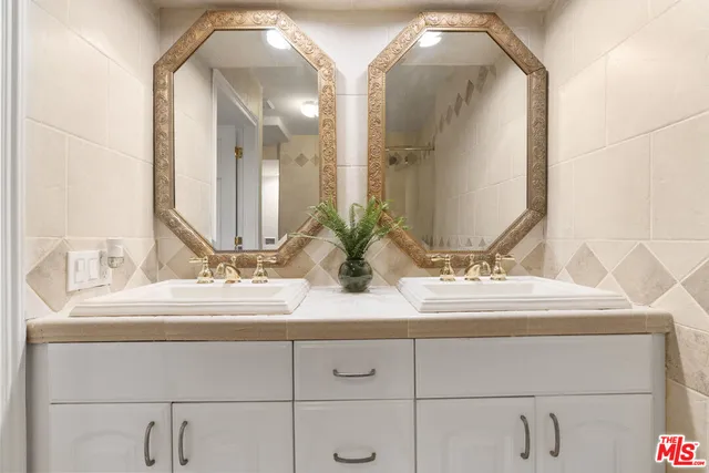 $3,000 | 4112 Old Topanga Canyon Road, Unit B, Calabasas, CA 91302